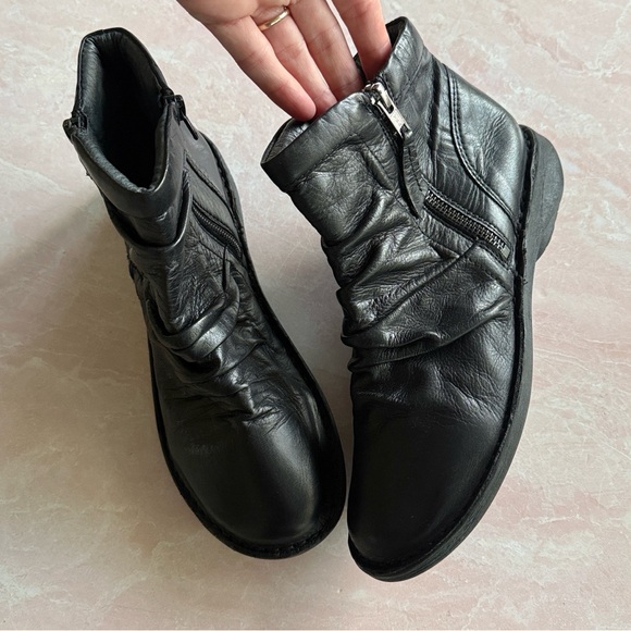 Miz Mooz New York Pleasant Black Leather Booties EU 38/US 7.5 - Picture 2 of 15